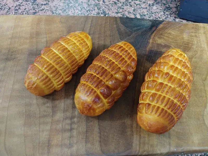 Zdjęcie Jak zrobić oscypek z twarogu - proste przepisy i smaki, które zaskoczą