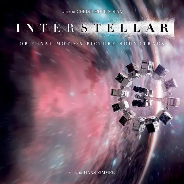 Zdjęcie Muzyka z filmu Interstellar: Jak Hans Zimmer tworzył emocje w dźwiękach
