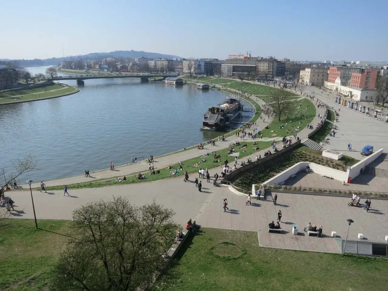 Zdjęcie Nad jaką rzeką leży Kraków? Odkryj fascynującą historię Wisły
