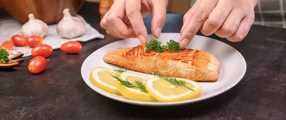 Zdjęcie Czy brakuje Ci składników odżywczych? Sprawdź, dlaczego masz ochotę na ryby