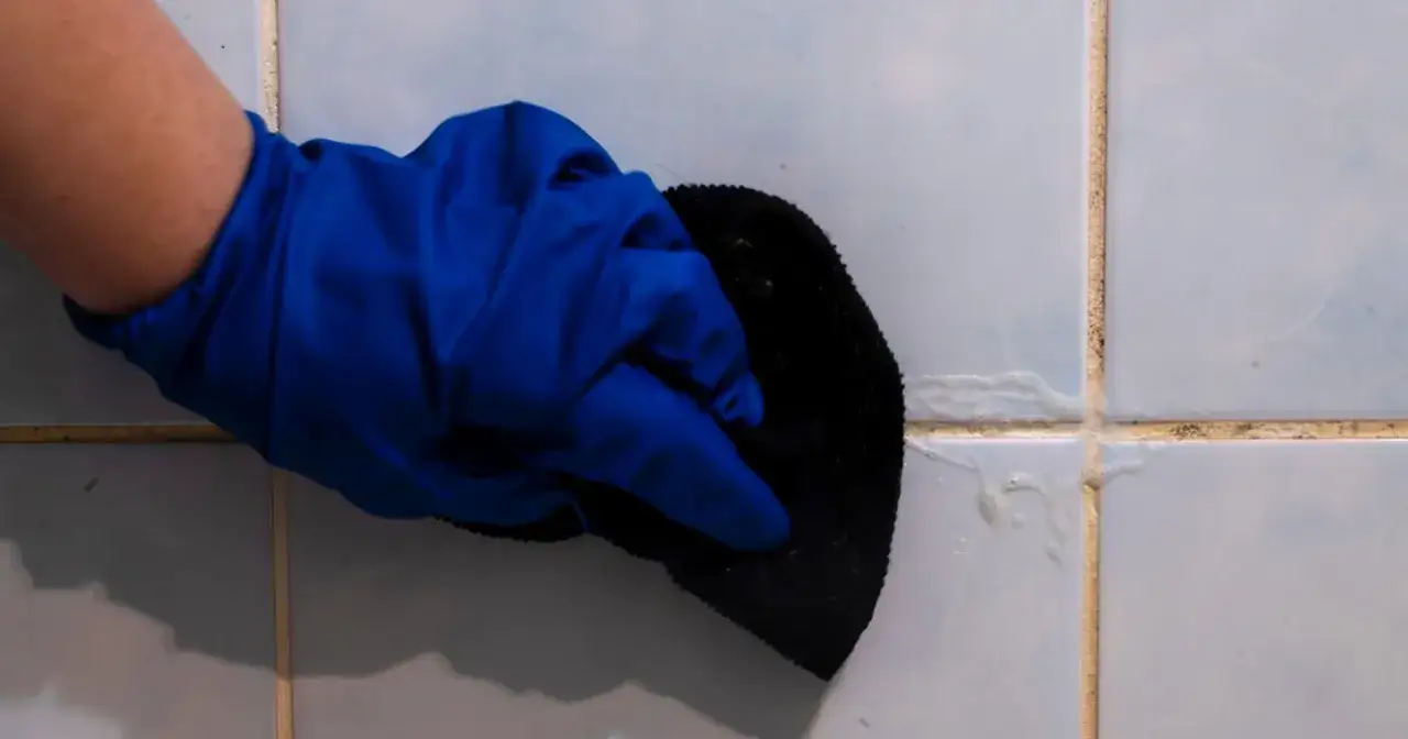 Zdjęcie Jak wyczyścić fugi w łazience - skuteczne sposoby, które każdy powinien znać