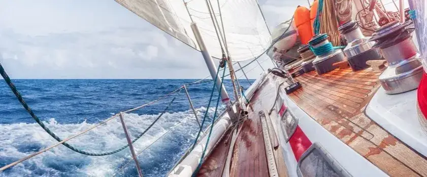 Zdjęcie Jak kołysanie się statku wpływa na chorobę morską - skuteczne porady