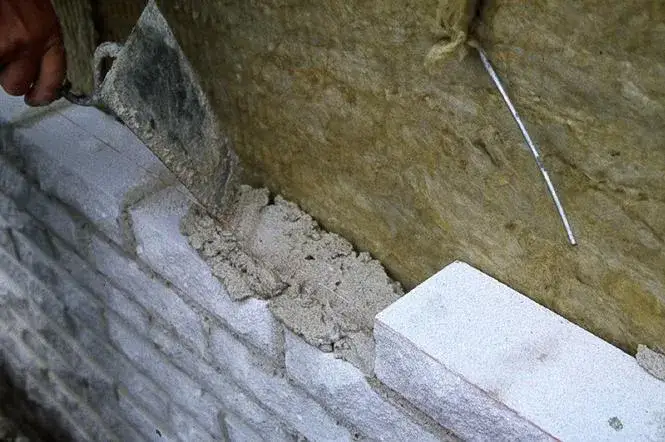 Zdjęcie Zaprawa cementowa w jakiej temperaturze? Kluczowe informacje i porady