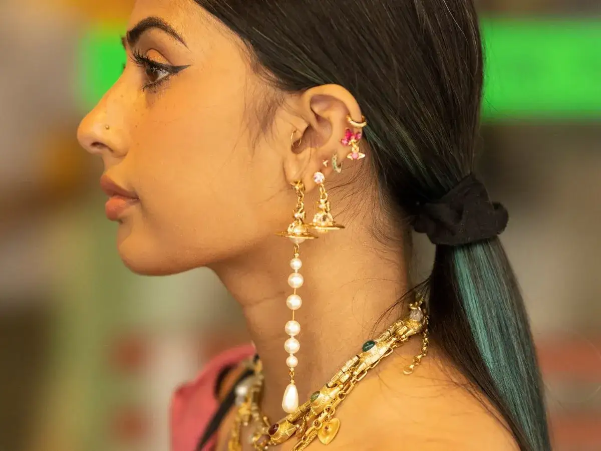 Zdjęcie Gdzie najbardziej boli kolczyk? Odkryj najboleśniejsze miejsca na piercing