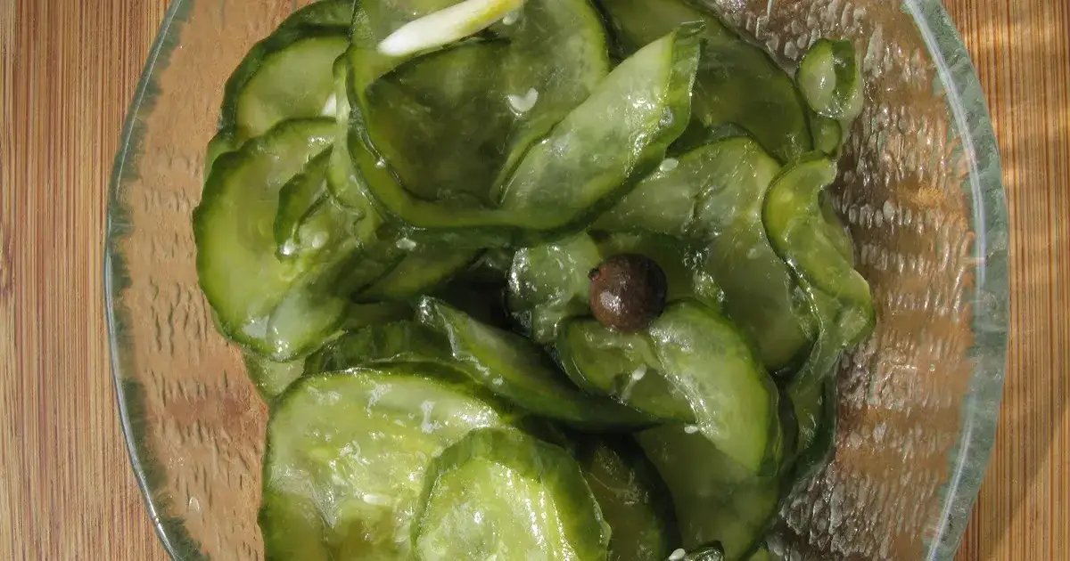 Zdjęcie Czy ogórki szklarniowe nadają się do kiszenia? Oto prawda o ich smaku