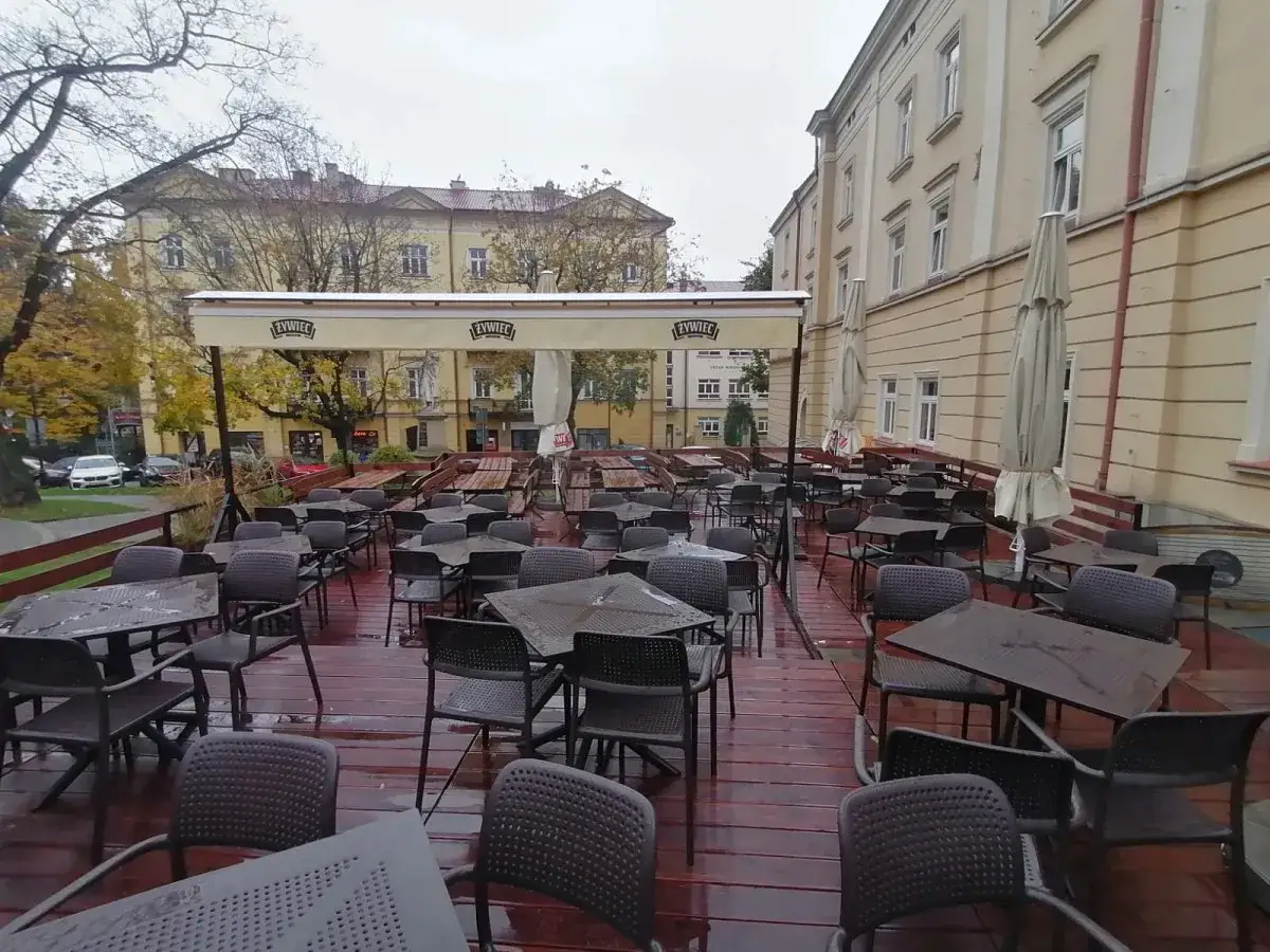 Zdjęcie Gdzie zjeść w Przemyślu? Odkryj najlepsze restauracje i smaki