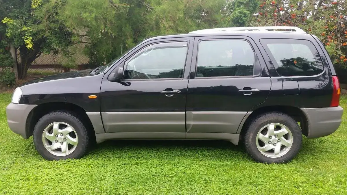 Zdjęcie Mazda Tribute jaki silnik wybrać: uniknij kosztownych błędów