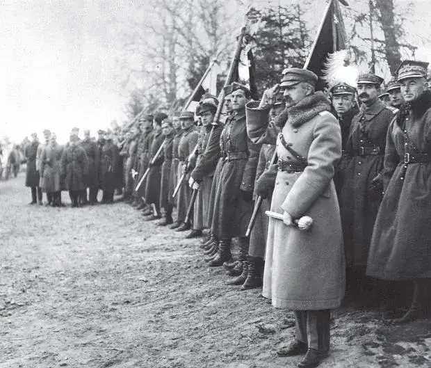 Zdjęcie Gdzie tak naprawdę był Piłsudski podczas bitwy warszawskiej - fakty i mity