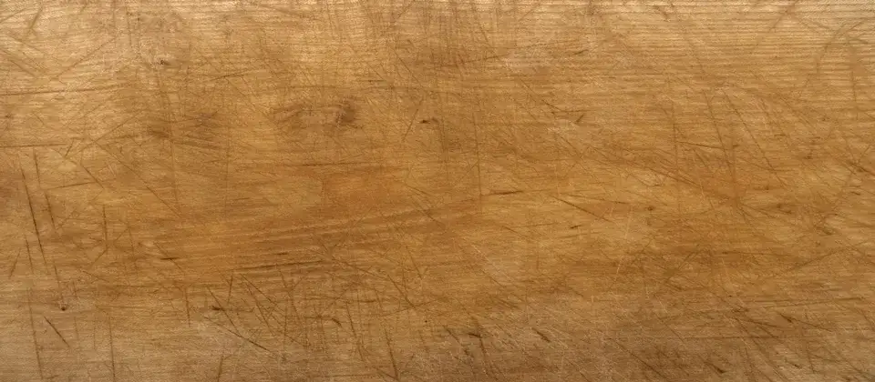 Zdjęcie Skuteczne sposoby na usunięcie rysy z paneli podłogowych i ich zapobieganie