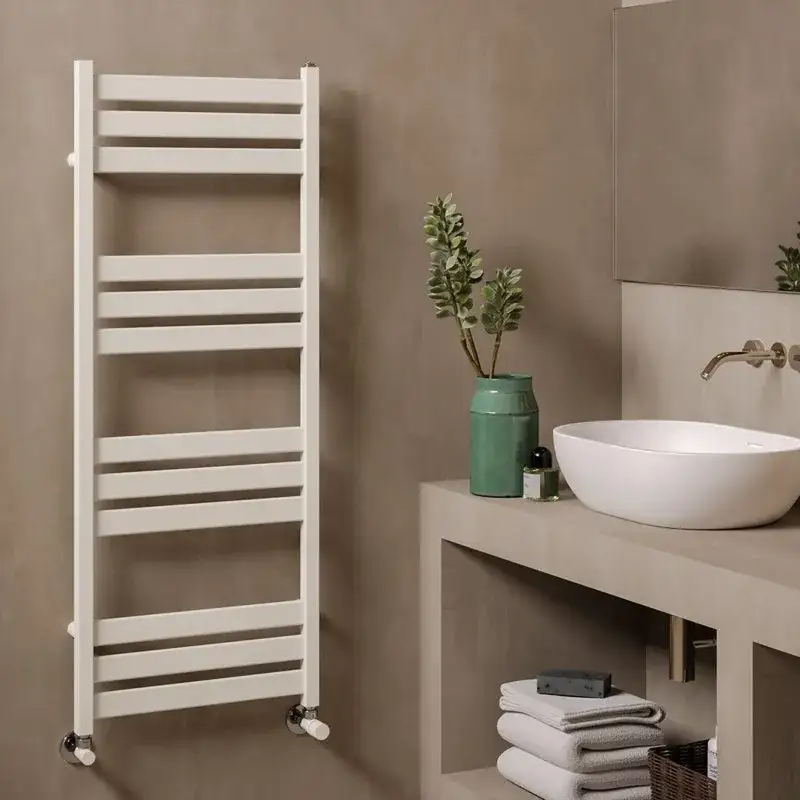 Zdjęcie Jak wybrać idealny grzejnik do łazienki? Porównanie typów i praktyczne porady