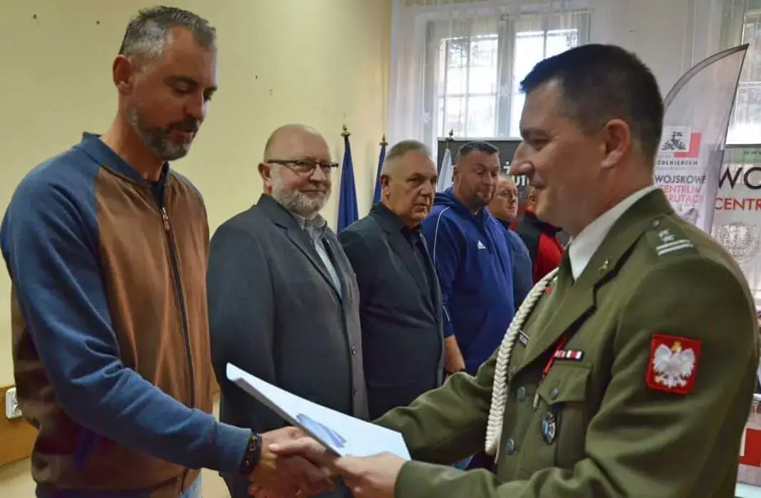 Zdjęcie Kim jest żołnierz rezerwy: obowiązki i prawa rezerwisty