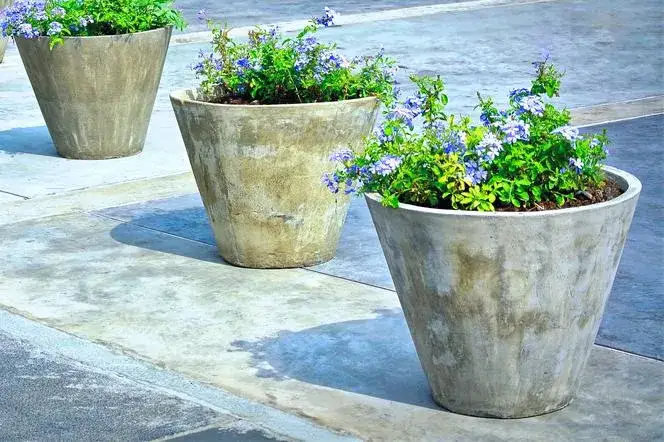 Zdjęcie Jak zrobić samemu donice ogrodowe? Praktyczne instrukcje krok po kroku