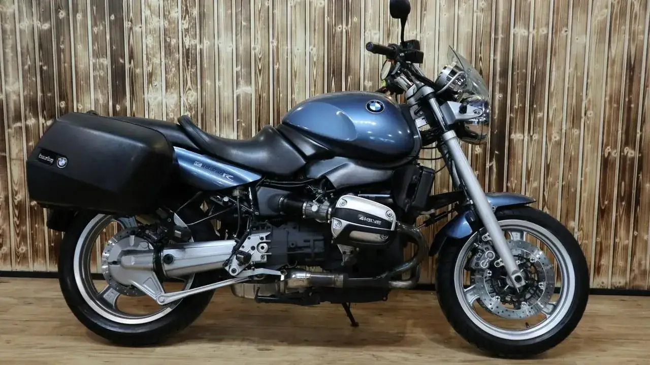 Zdjęcie BMW R 1100 R - najlepszy motocykl turystyczny z niezawodnym silnikiem.