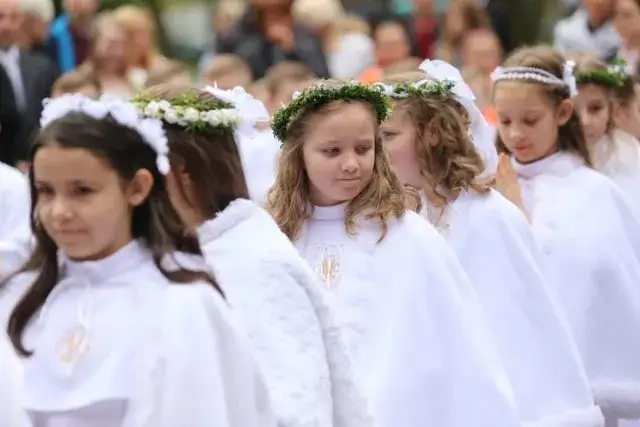 Zdjęcie Kiedy dać prezent na komunię, aby nie popełnić błędu?