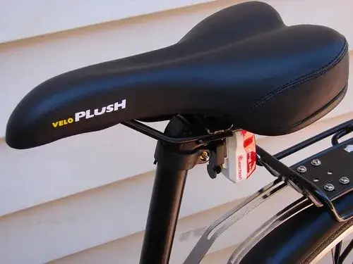 Zdjęcie Jakie siodełko na długie trasy, by uniknąć bólu i dyskomfortu?