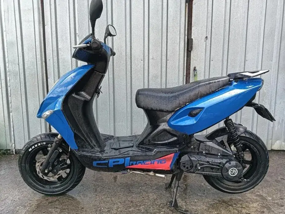 Zdjęcie Ile kosztuje motorower? Ceny i porady na zakup idealnego modelu