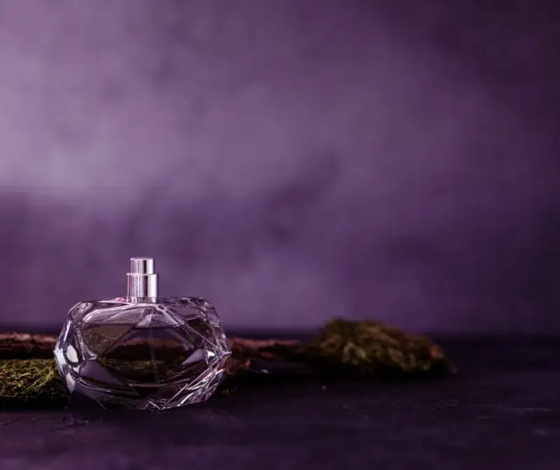 Zdjęcie Najtrwalsze perfumy damskie, które przetrwają nawet całodzienne wyzwania