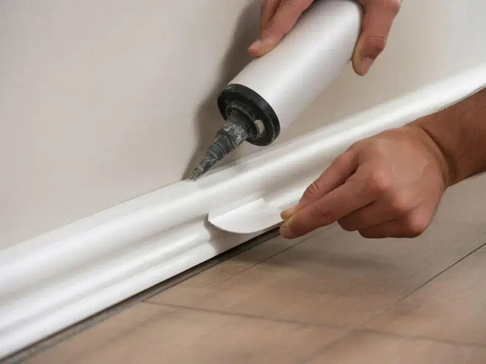 Zdjęcie Jak przykleić listwy przypodłogowe PCV bez błędów i frustracji