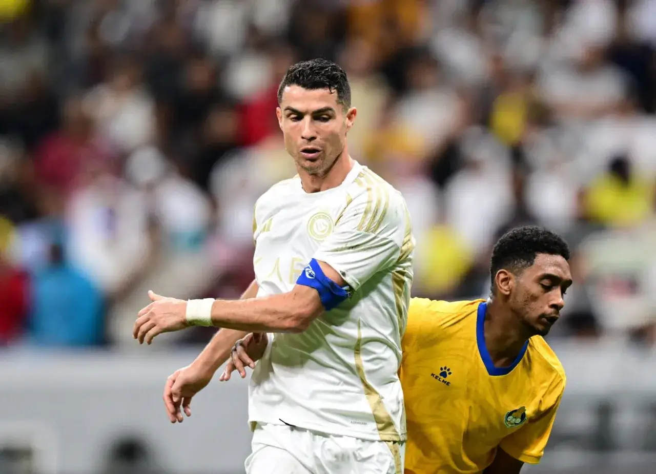 Zdjęcie Ronaldo - Wzrost i Waga Piłkarza w 2023 | Ile Waga i Wzrostu ma Cristiano Ronaldo?