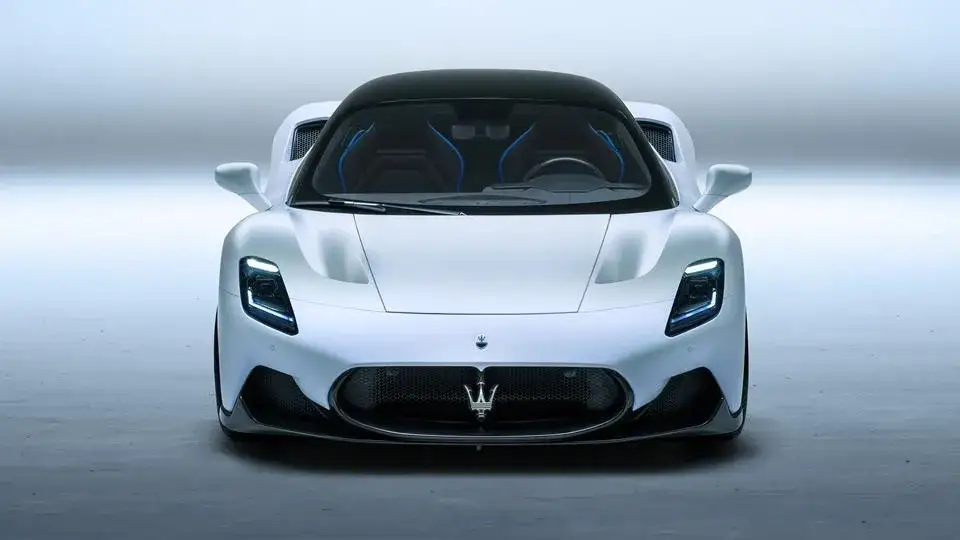 Zdjęcie Jak wygląda samochód Maserati? Zobacz jego wyjątkowy design i cechy