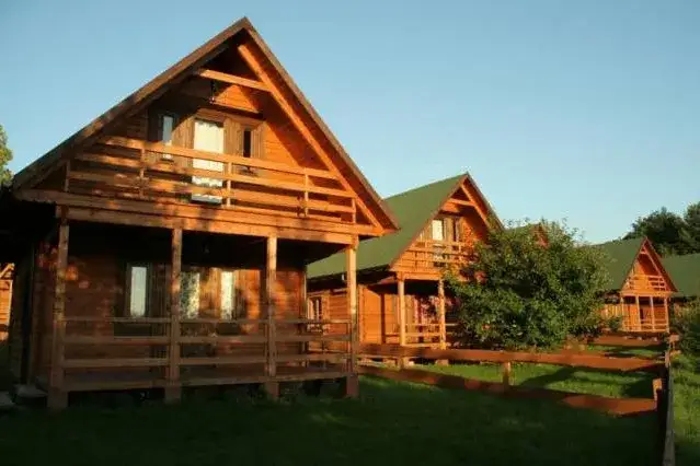 Zdjęcie Atrakcyjne domy nad jeziorem Kujawsko Pomorskie – idealne na wypoczynek