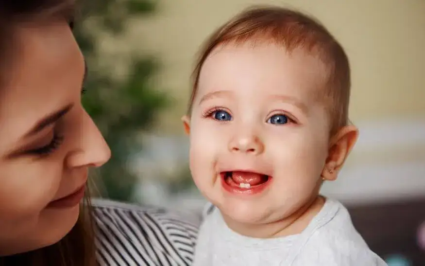 Zdjęcie Ząbkowanie czy przeziębienie? Jak nie pomylić groźnych objawów u dziecka