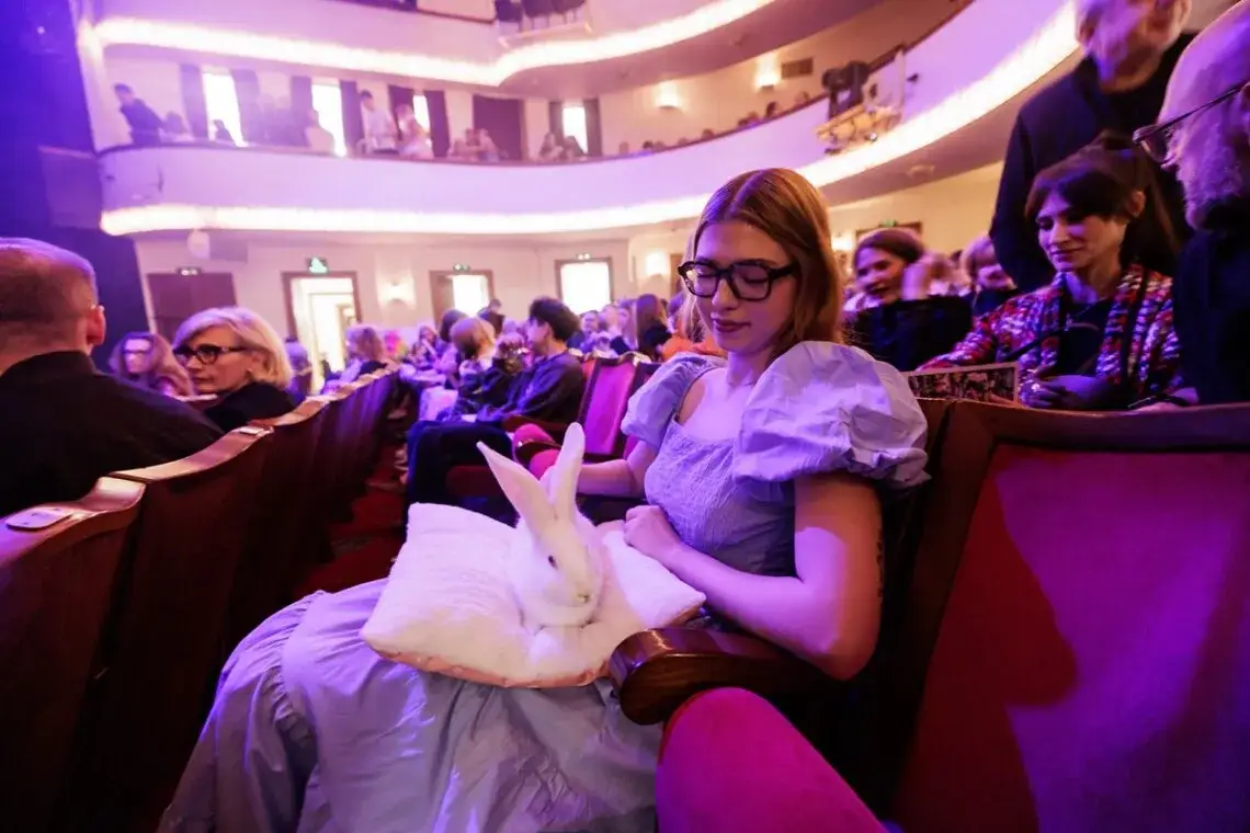 Zdjęcie Alicja w Krainie Czarów spektakl - aktualne daty i miejsca występów