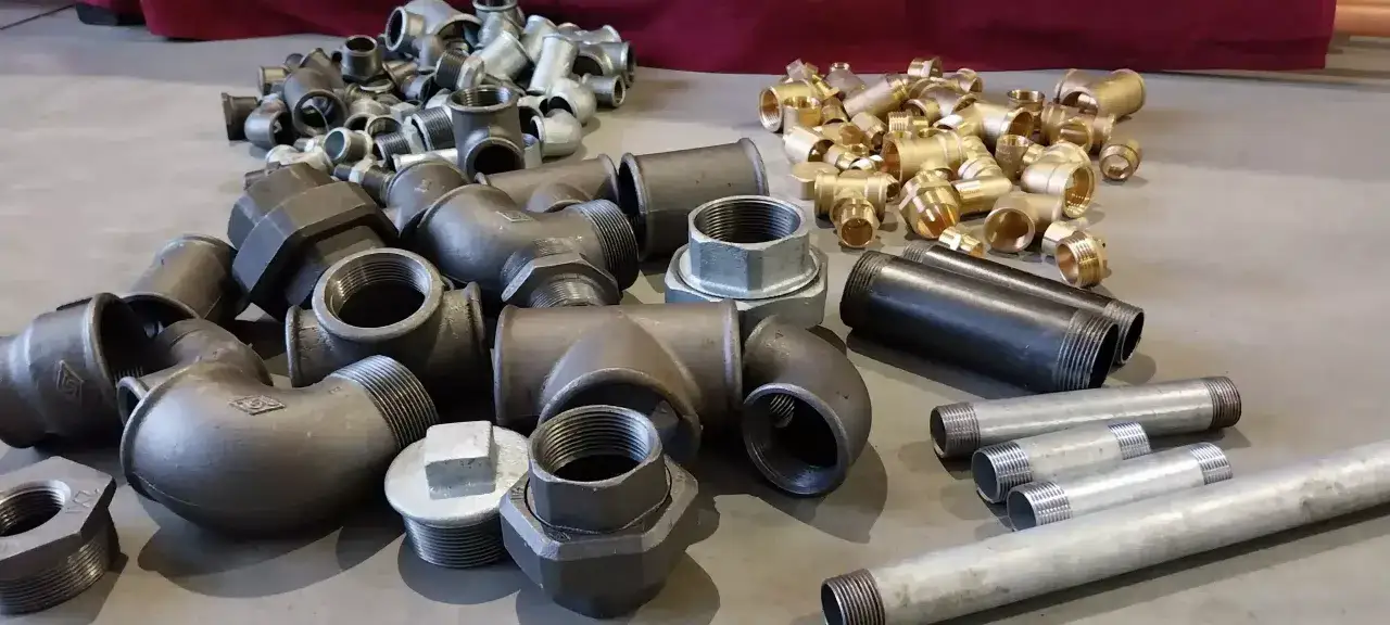 Zdjęcie Jak połączyć rurę stalową z PEX - proste metody i techniki łączenia