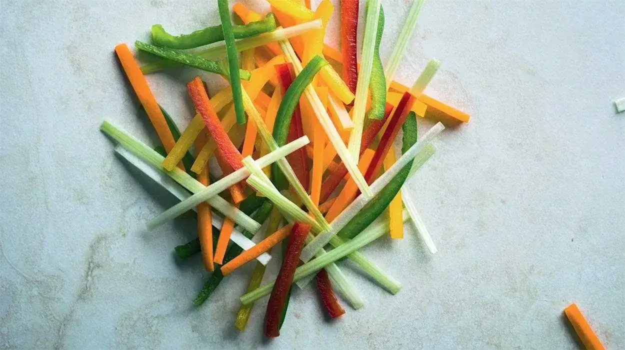 Zdjęcie Frytki julienne co to? Poznaj ich charakterystykę i zastosowanie