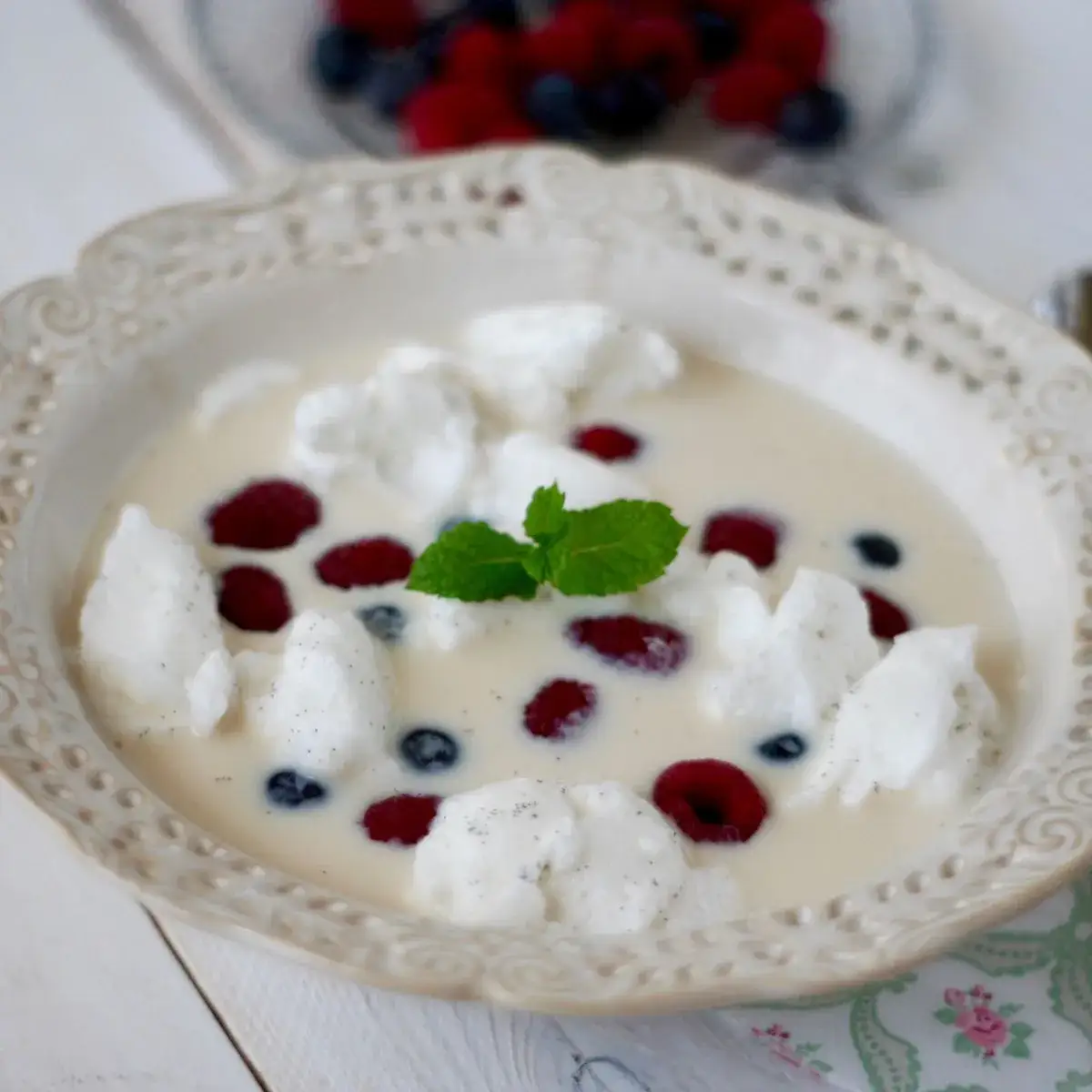 Zdjęcie Zupa nic - co to jest, jak ją przygotować i jej historia w Polsce