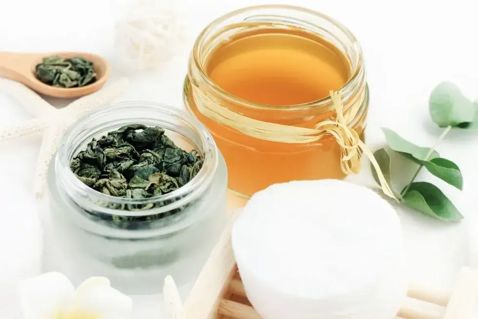 Zdjęcie Najskuteczniejsze herbaty na trądzik - naturalne sposoby na piękną cerę