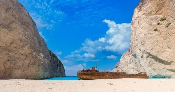 Zdjęcie Zatoka Wraku Zakynthos - odkryj najpiękniejszą plażę Grecji