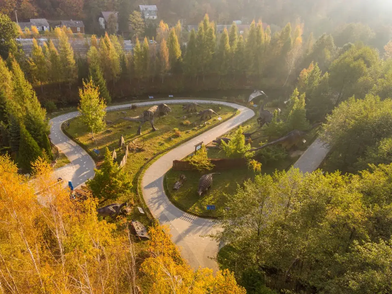 Zdjęcie Gdzie wykorzystać bon turystyczny świętokrzyskie? Sprawdź najlepsze miejsca