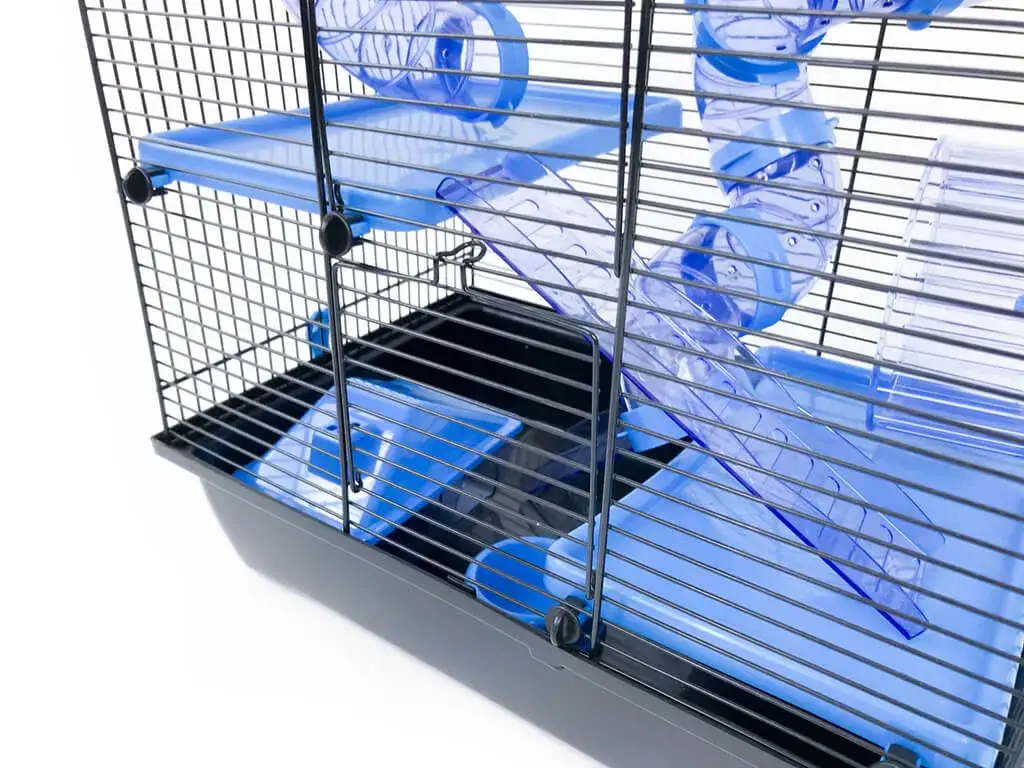 Zdjęcie Domowa klatka dla chomika: instrukcja budowy krok po kroku i porady