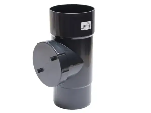 Zdjęcie Jak prawidłowo zamontować i konserwować wyczystkę rury spustowej