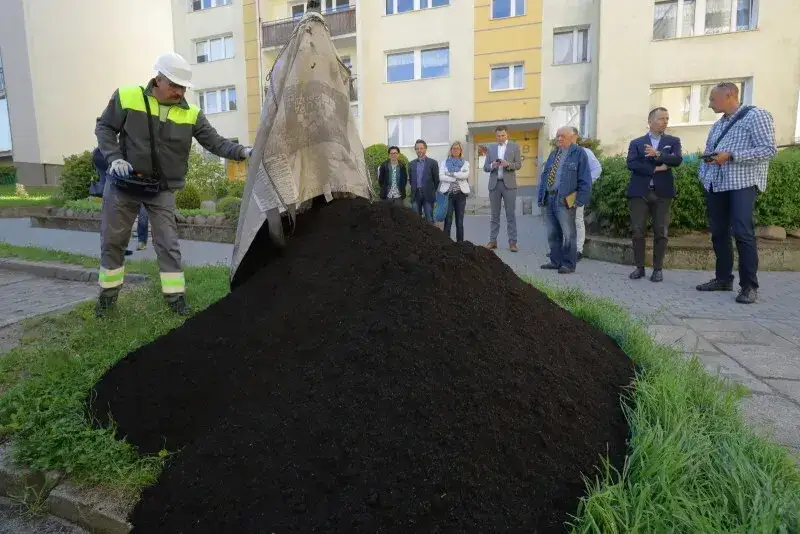 Zdjęcie Gdzie kupić kompost na tony? Najlepsze miejsca z atrakcyjnymi cenami