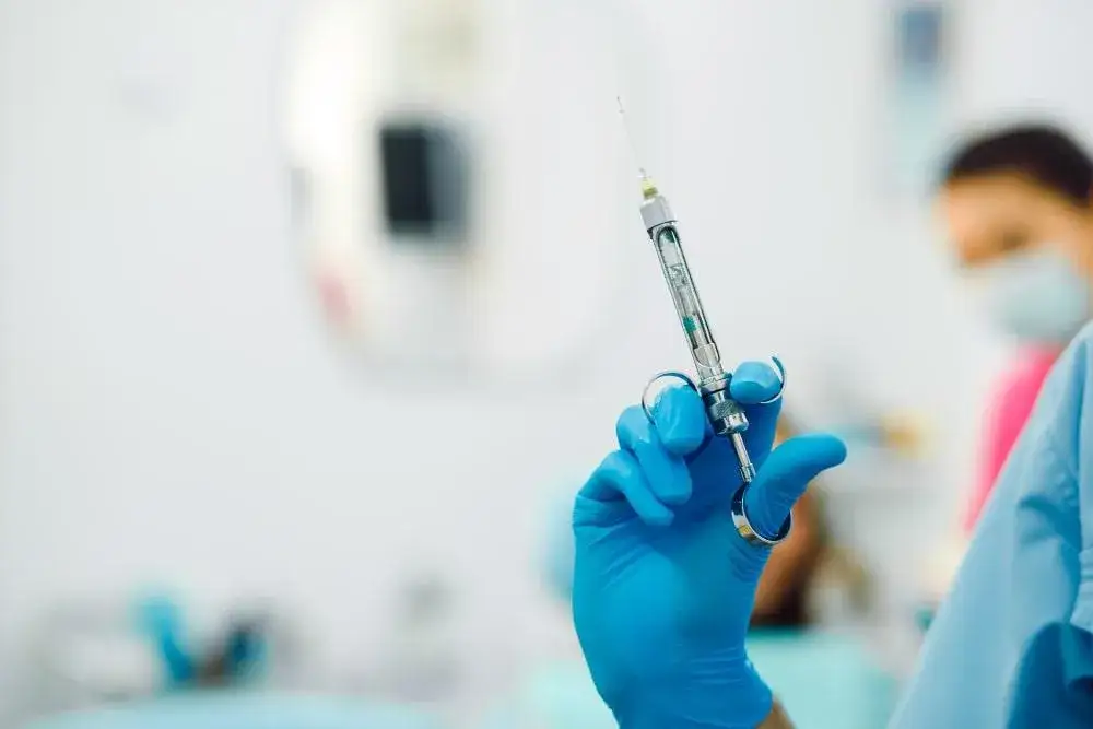 Zdjęcie Ile kosztuje znieczulenie u dentysty prywatnie? Sprawdź ceny i typy