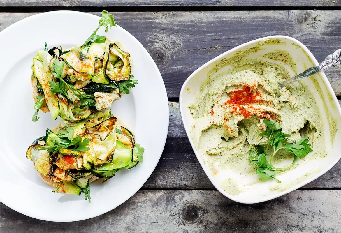 Zdjęcie  Przepis na hummus z ciecierzycy | Doskonały sposób na pyszny hummus domowej roboty  w 5 krokach