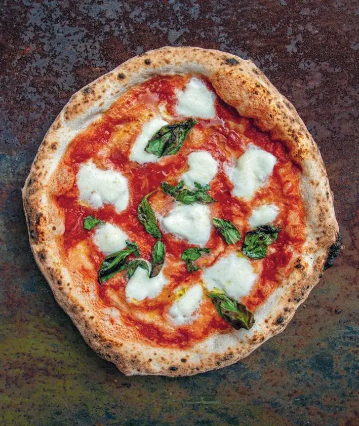 Zdjęcie Jak zrobić pizzę margherita - łatwy przepis na idealne ciasto