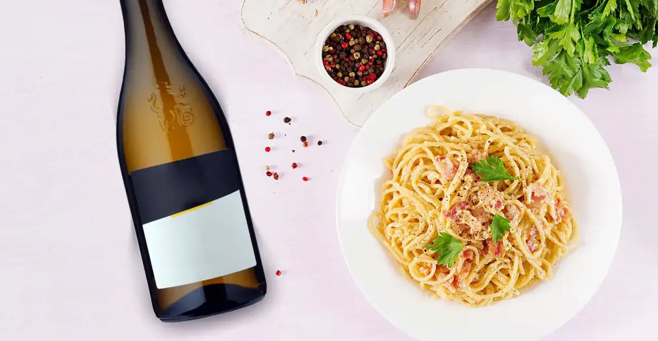 Zdjęcie Jakie wino do carbonary? Odkryj idealne połączenia smakowe