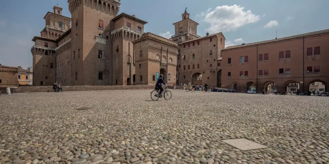 Zdjęcie Najlepsze atrakcje w Ferrarze, których nie możesz przegapić