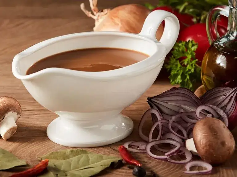 Zdjęcie Jak zrobić sos z mięsem wieprzowym, który zachwyci Twoich gości