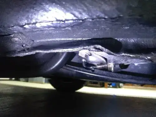 Zdjęcie Gdzie podłożyć lewarek w Skodzie Octavii? Bezpieczne punkty podparcia i porady