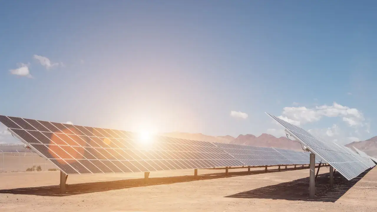 Zdjęcie Czy ogniwa perowskitowe zrewolucjonizują energię słoneczną? Trend