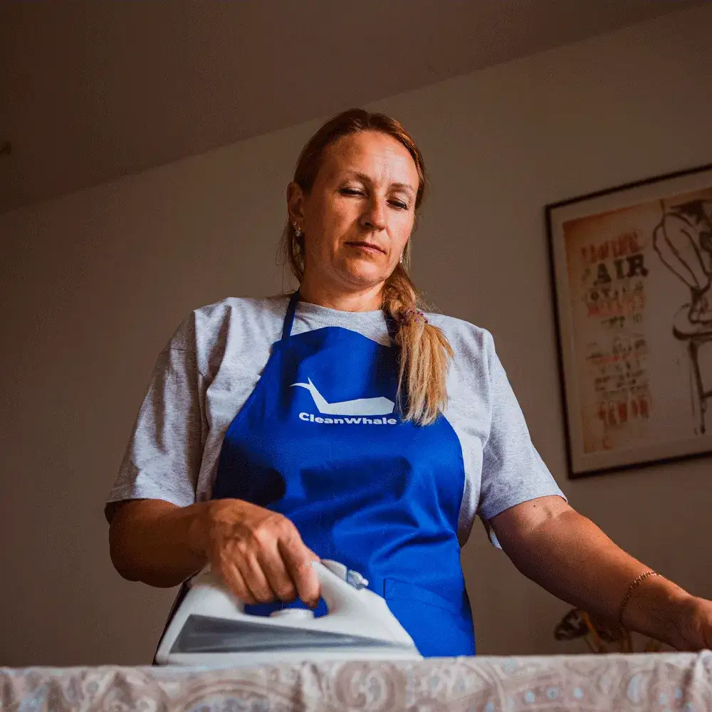 Zdjęcie Ile kosztuje prasowanie? Ceny usług w Polsce i porady dla Ciebie