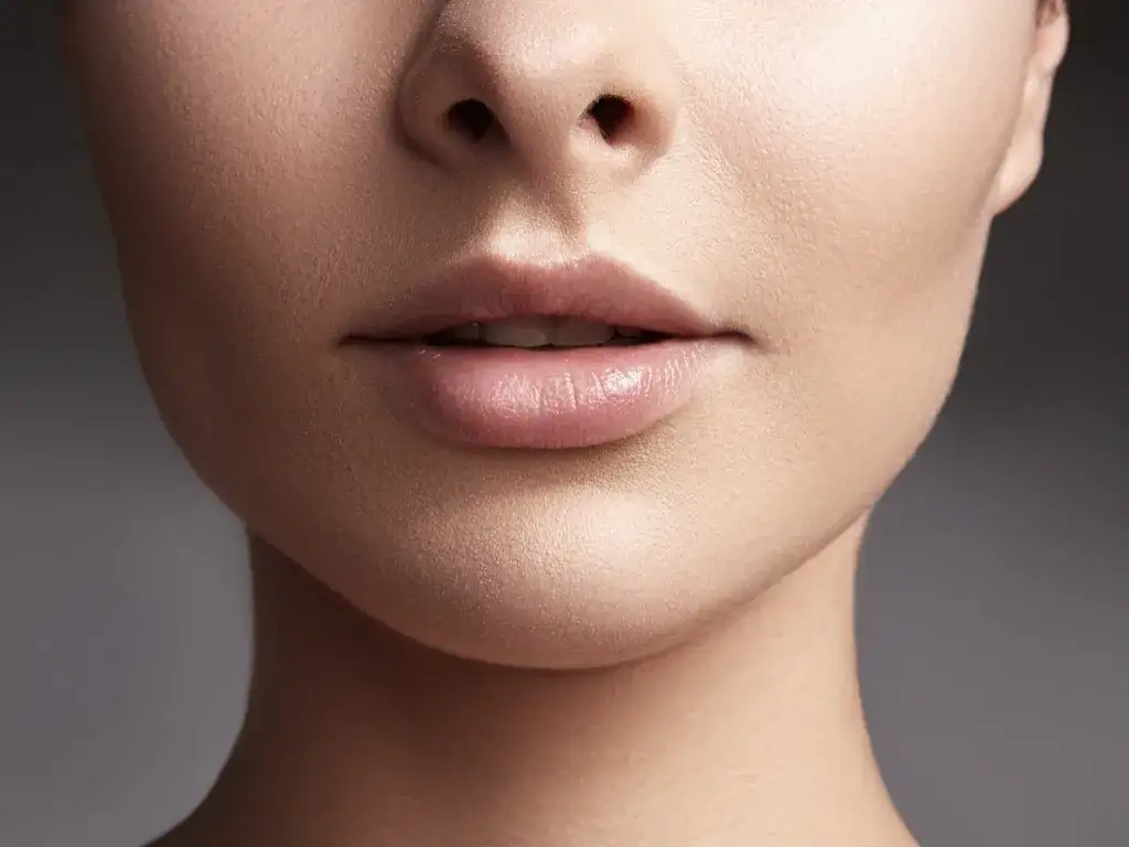 Zdjęcie Czy 1 ml kwasu hialuronowego to dużo? Poznaj skutki i zastosowania