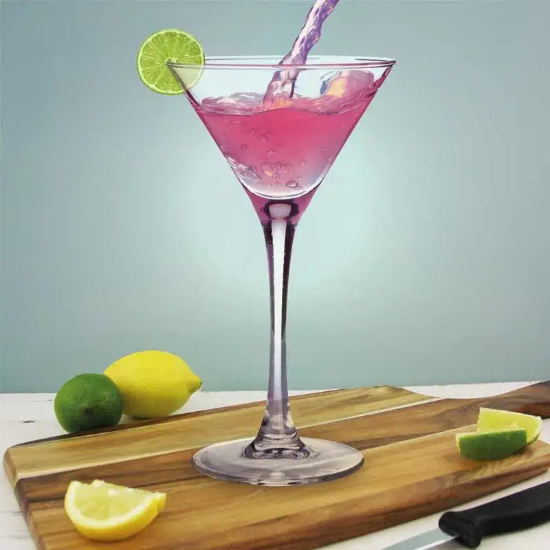 Zdjęcie Kieliszek do koktajli – jak wybrać idealny do Twoich drinków?