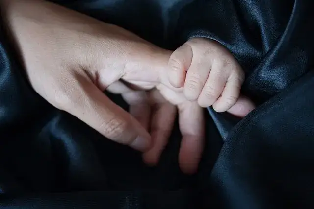 Zdjęcie Ile trwa odzyskanie dziecka z rodziny zastępczej? Kluczowe czynniki i czas trwania