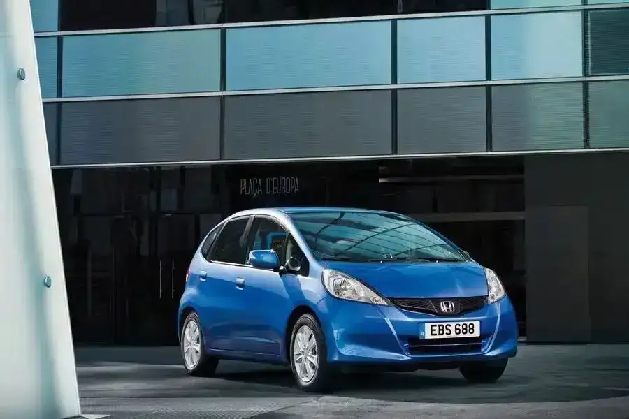 Zdjęcie Na co zwrócić uwagę przy zakupie hondy jazz, aby uniknąć problemów