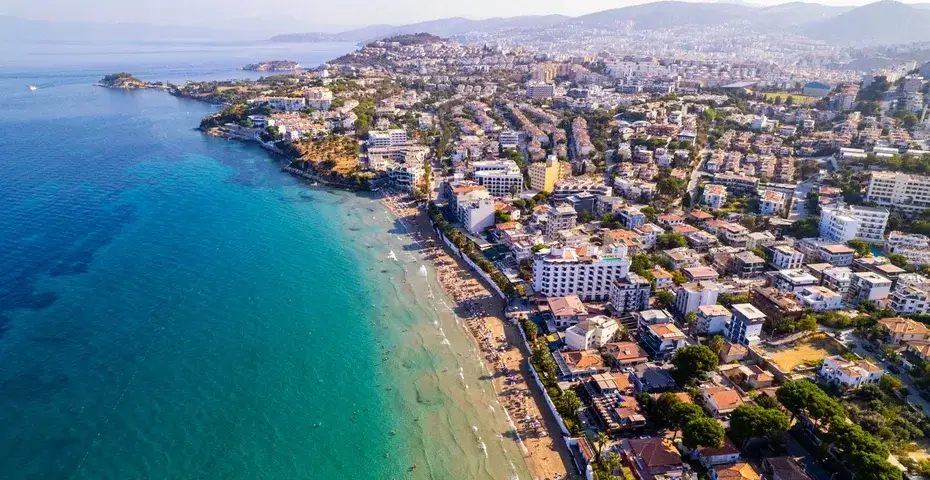 Zdjęcie Ile trwa lot z Krakowa do Turcji? Sprawdź czas lotu i trasy